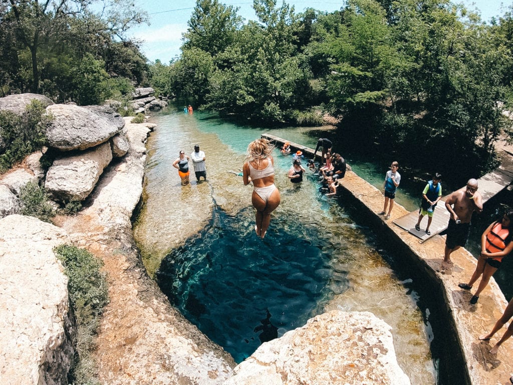 Guide to Jacob's Well in Austin Texas