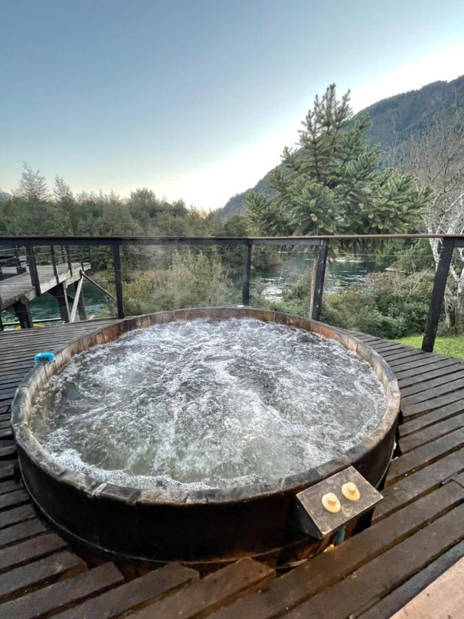 Cabin in Pucon Chile with a hot tub