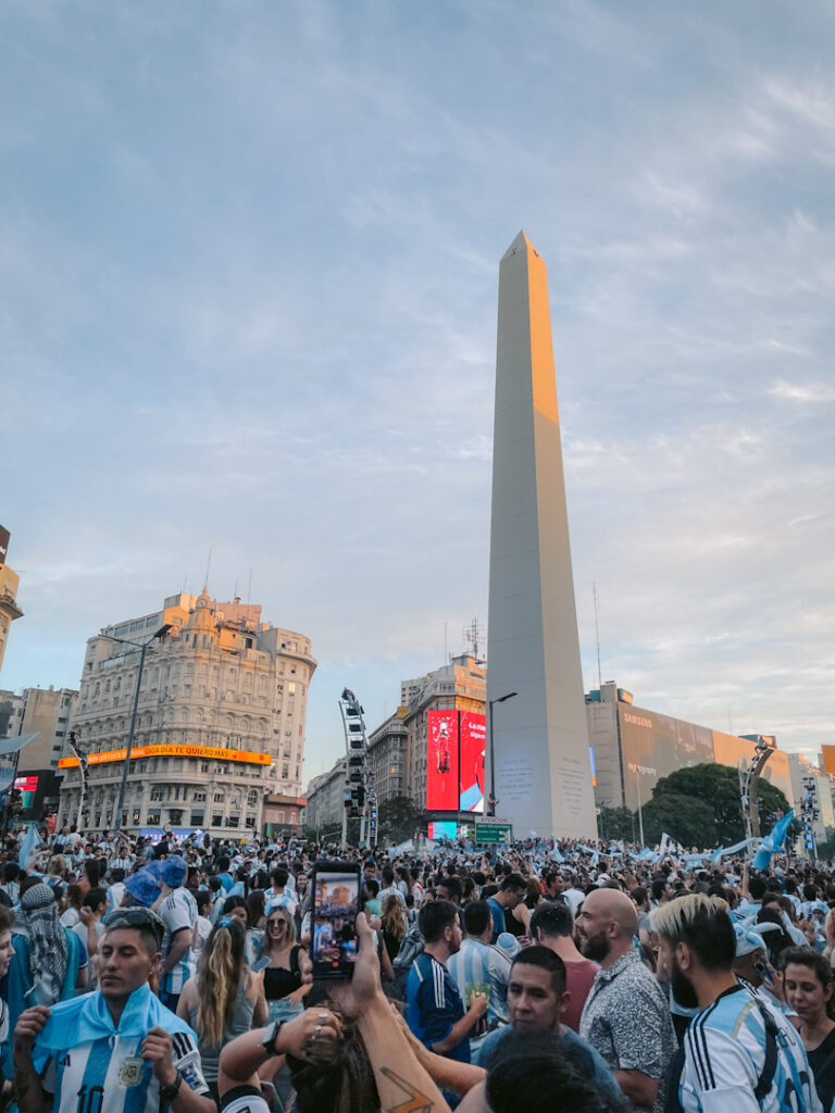 Argentina fans celebrating thee world cup in Buenos Aires 2022