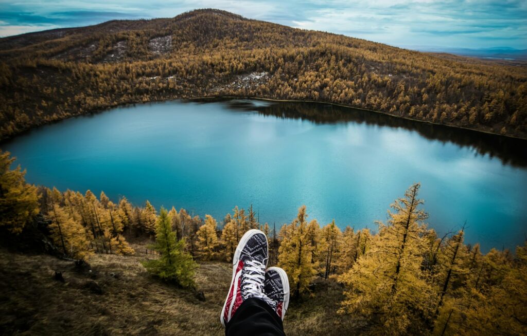 Relaxation near to a turquoise lake