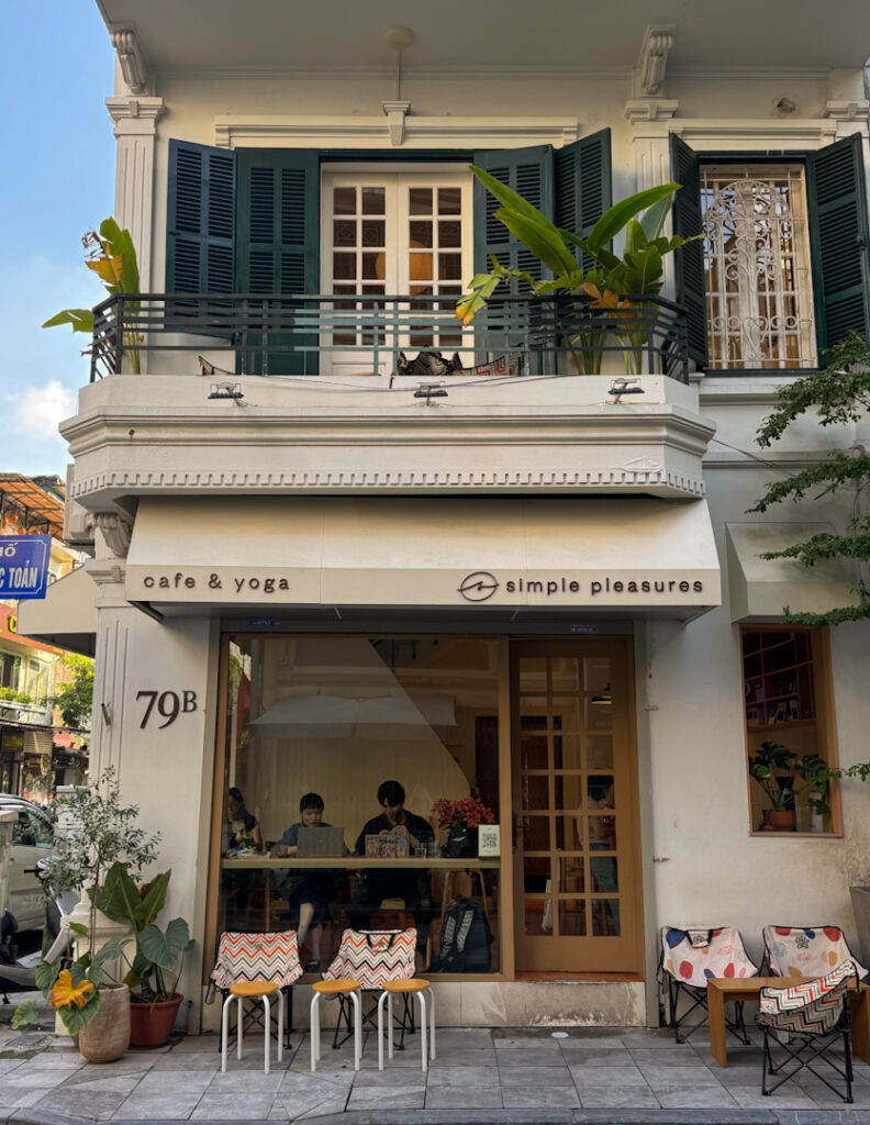 Cute cafe front